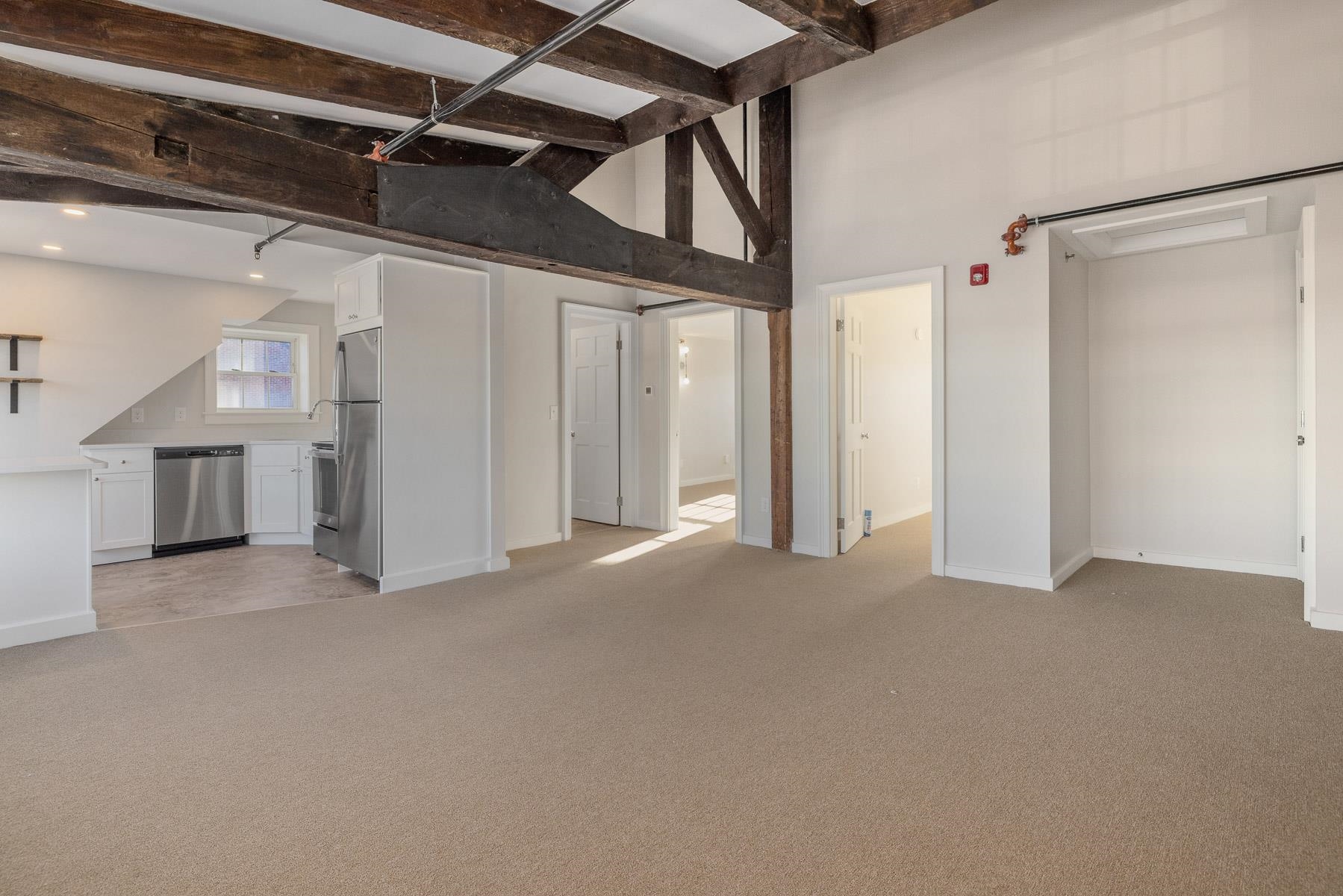 205 Market Street, Unit 6 Portsmouth, NH 03801 - Photo 9 of 20