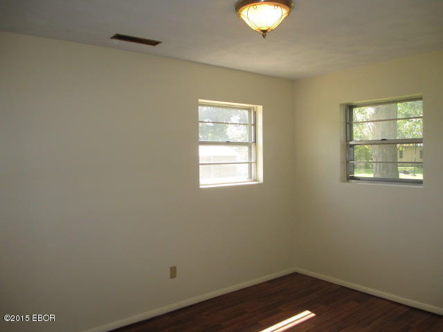 1503 Triangle Street Mount Vernon, IL 62864 - Photo 13 of 28 Gallery Image 13
