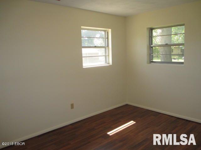 1503 Triangle Street Mount Vernon, IL 62864 - Photo 14 of 28 Gallery Image 14