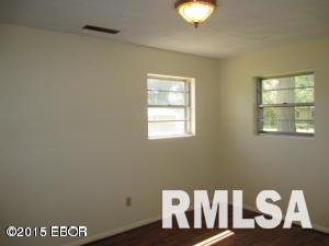 1503 Triangle Street Mount Vernon, IL 62864 - Photo 15 of 28 Gallery Image 15