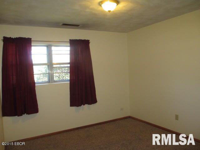 1503 Triangle Street Mount Vernon, IL 62864 - Photo 17 of 28 Gallery Image 17
