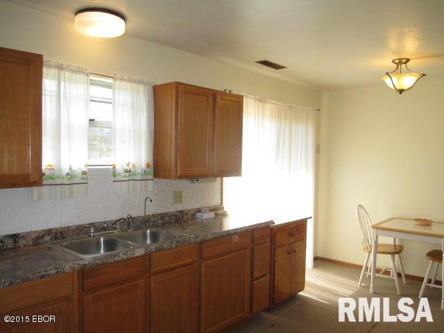 1503 Triangle Street Mount Vernon, IL 62864 - Photo 7 of 28 Gallery Image 7