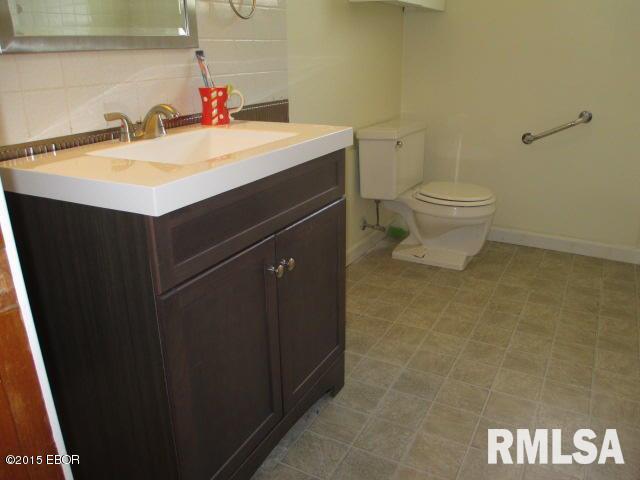 1503 Triangle Street Mount Vernon, IL 62864 - Photo 10 of 28 Gallery Image 10