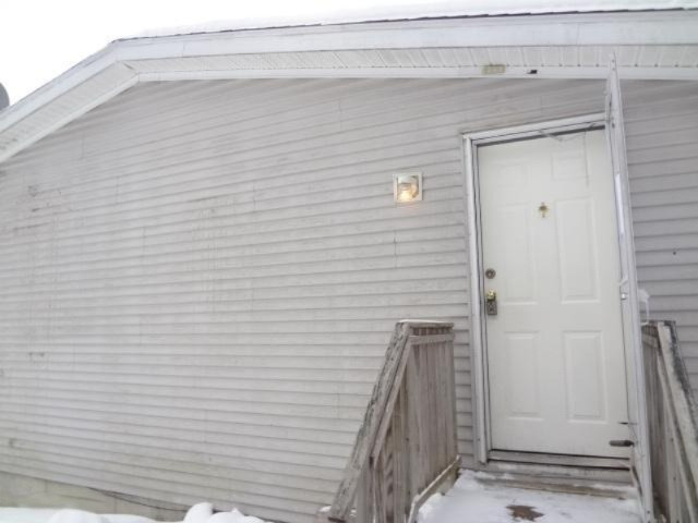 8191 Jones Road Howard City, MI 49329 - Photo 2 of 20 017