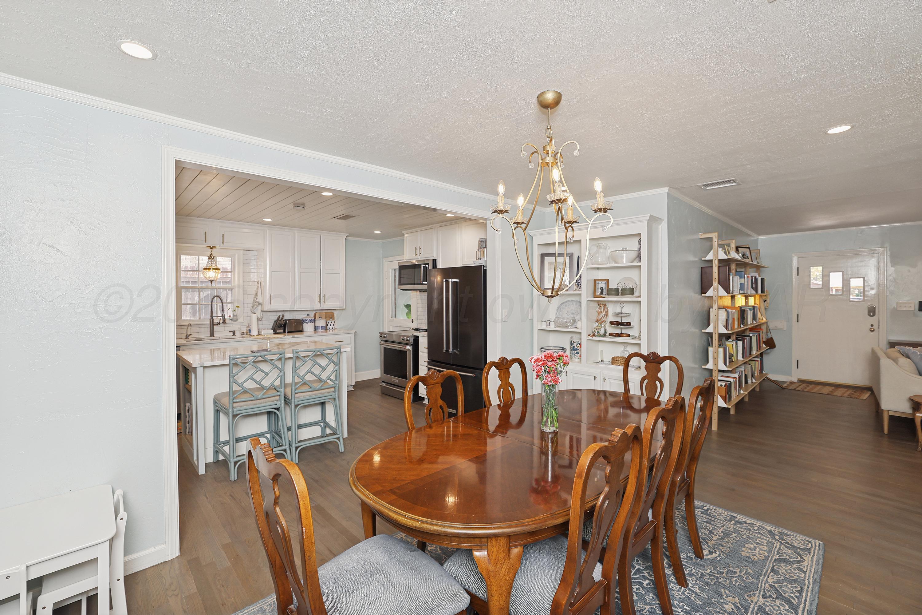 1222 South Rusk Street Amarillo, TX 79102 - Photo 9 of 30 10-Dining Area