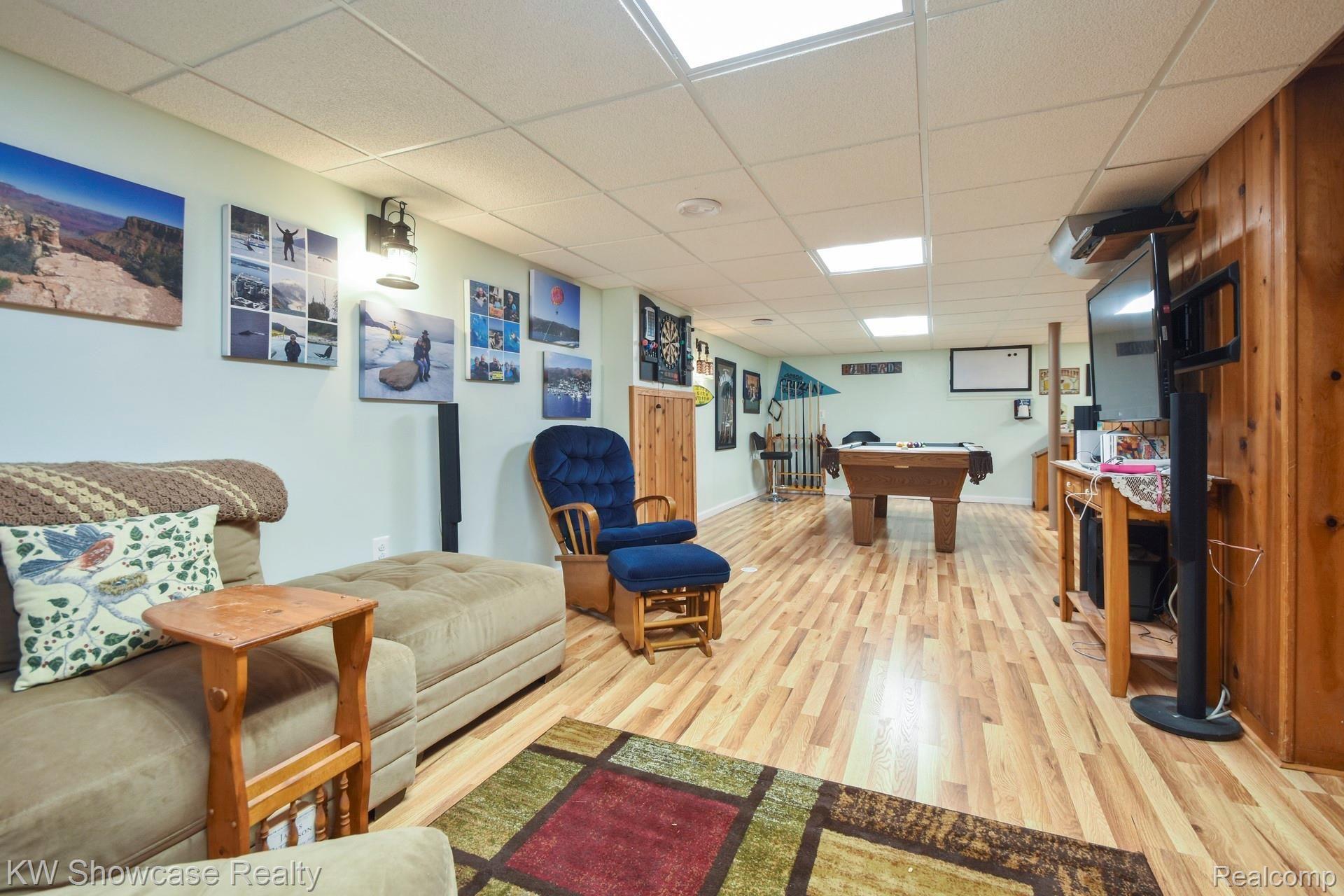 519 Byron Road Howell, MI 48843 - Photo 23 of 38 016-photo-recreation-room-8047799.jpg