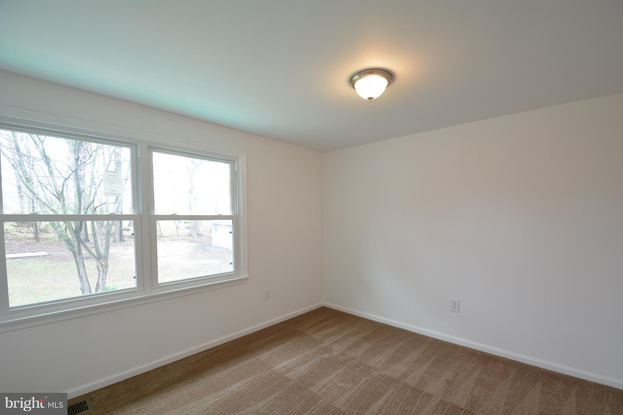 28409 Kemptown Road Damascus, MD 20872 - Photo 11 of 28 Bedroom