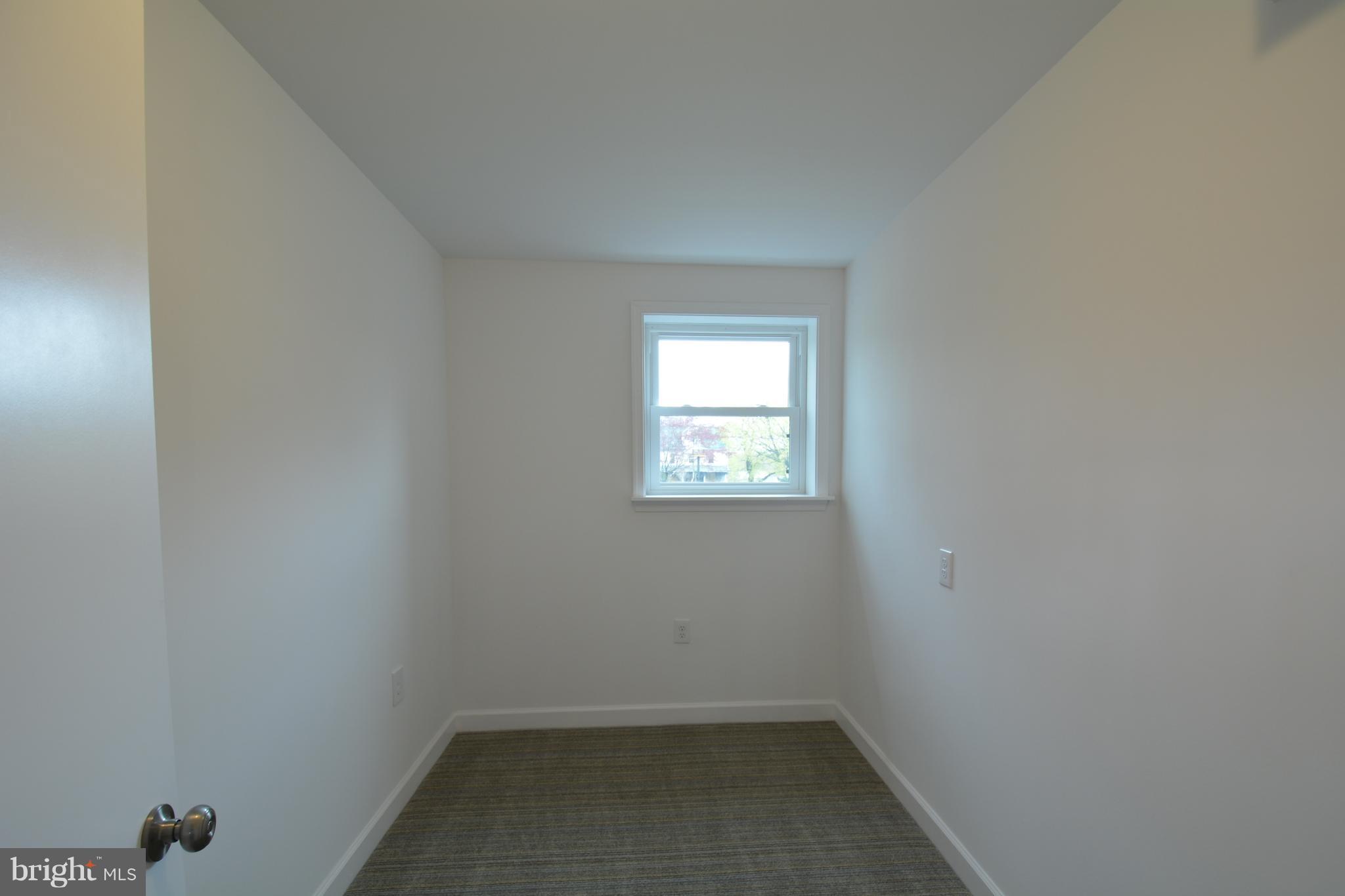 28409 Kemptown Road Damascus, MD 20872 - Photo 16 of 28 OFFICE/STUDY