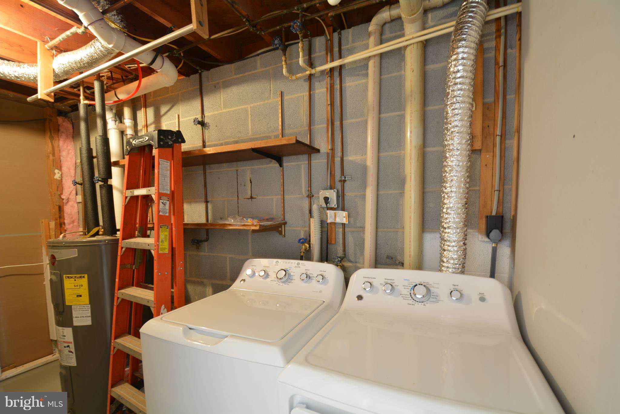 28409 Kemptown Road Damascus, MD 20872 - Photo 19 of 28 LAUNDRY ROOM