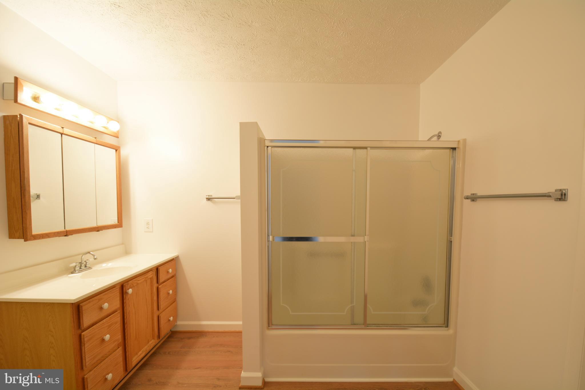 28409 Kemptown Road Damascus, MD 20872 - Photo 22 of 28 ATTACHED CARETAKER/IN LAW QUARTERS