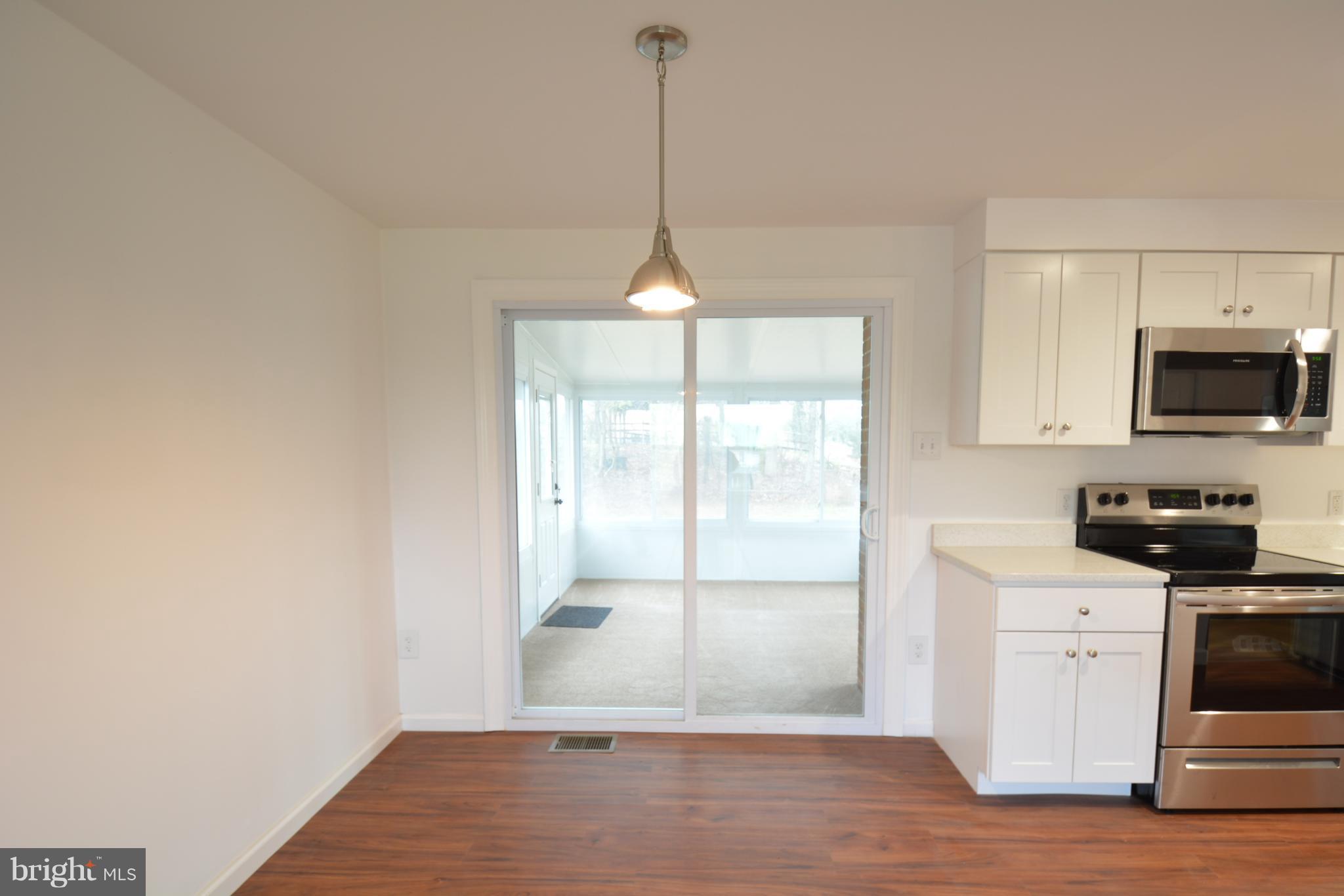 28409 Kemptown Road Damascus, MD 20872 - Photo 4 of 28 Dining Room