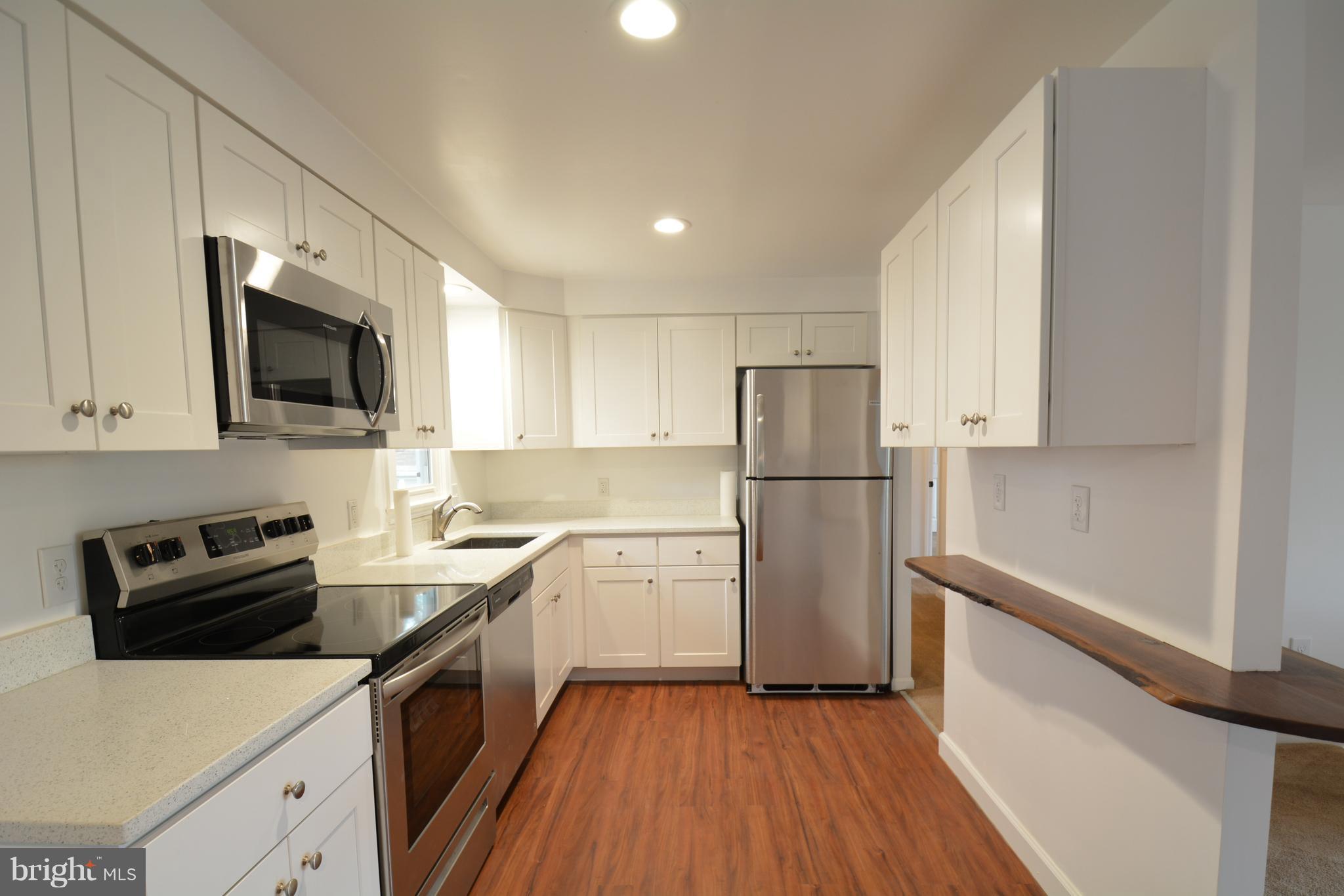 28409 Kemptown Road Damascus, MD 20872 - Photo 5 of 28 Kitchen