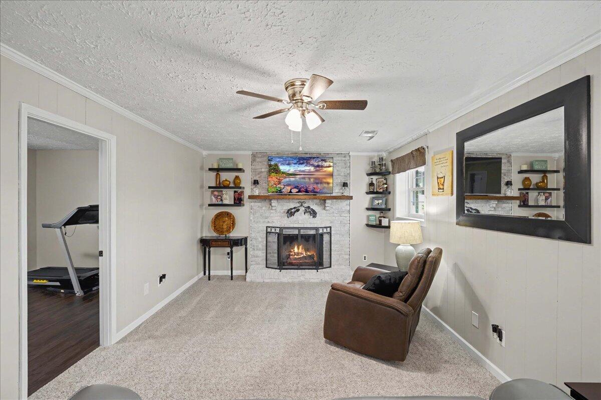 228 Holiday Road Winchester, KY 40391 - Photo 33 of 52 33-2-29
