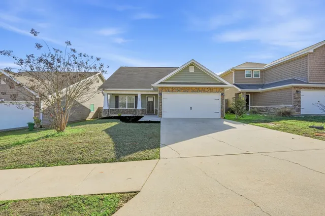 front view of house with a yard