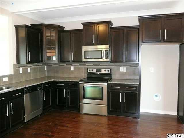 9634 Fernspray Road, Unit 75 Charlotte, NC 28215 - Photo 2 of 6 Gallery Image 2