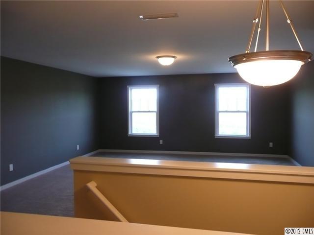 9634 Fernspray Road, Unit 75 Charlotte, NC 28215 - Photo 3 of 6 Gallery Image 3
