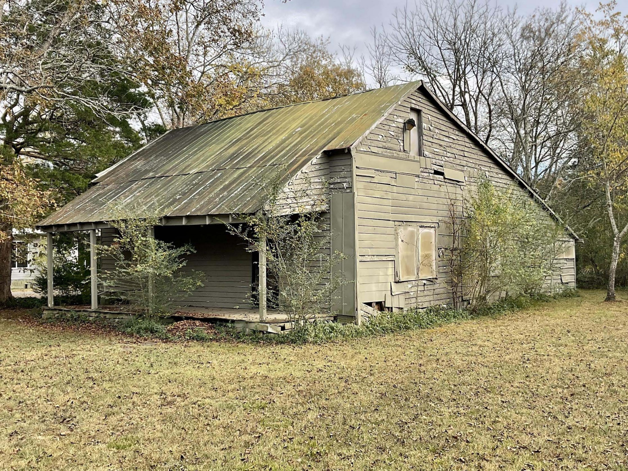882 Cranor Road Murfreesboro, TN 37130 - Photo 4 of 8 a front view of house with yard