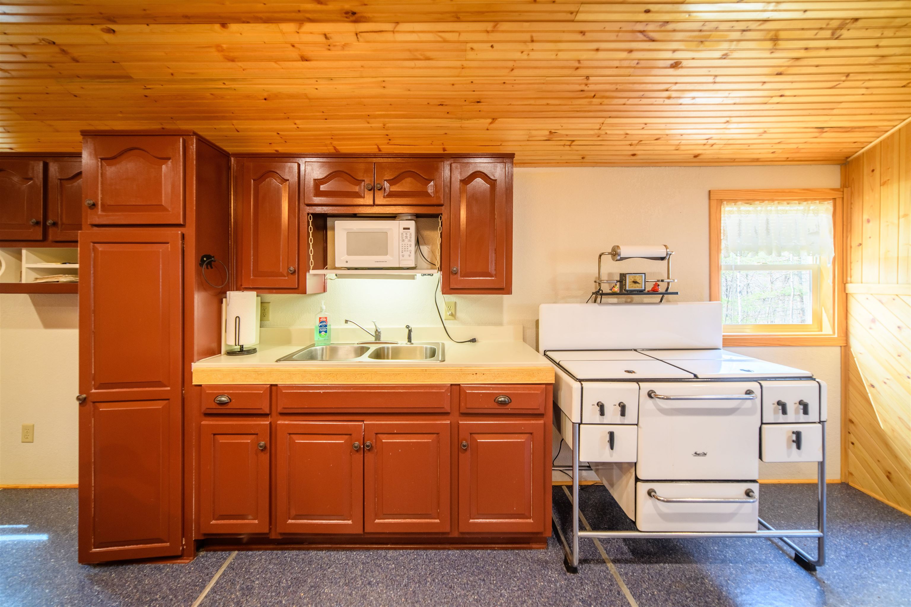 2780 High Peak Road Rhinelander, WI 54501 - Photo 12 of 44