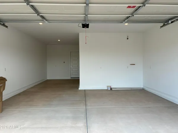 $2,695 | 26387 77th Glen, Peoria, AZ 85383