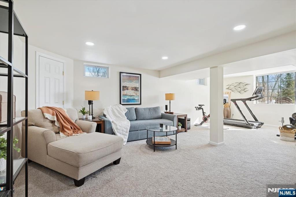 24 Raynor Road Morris Township, NJ 07960 - Photo 24 of 33