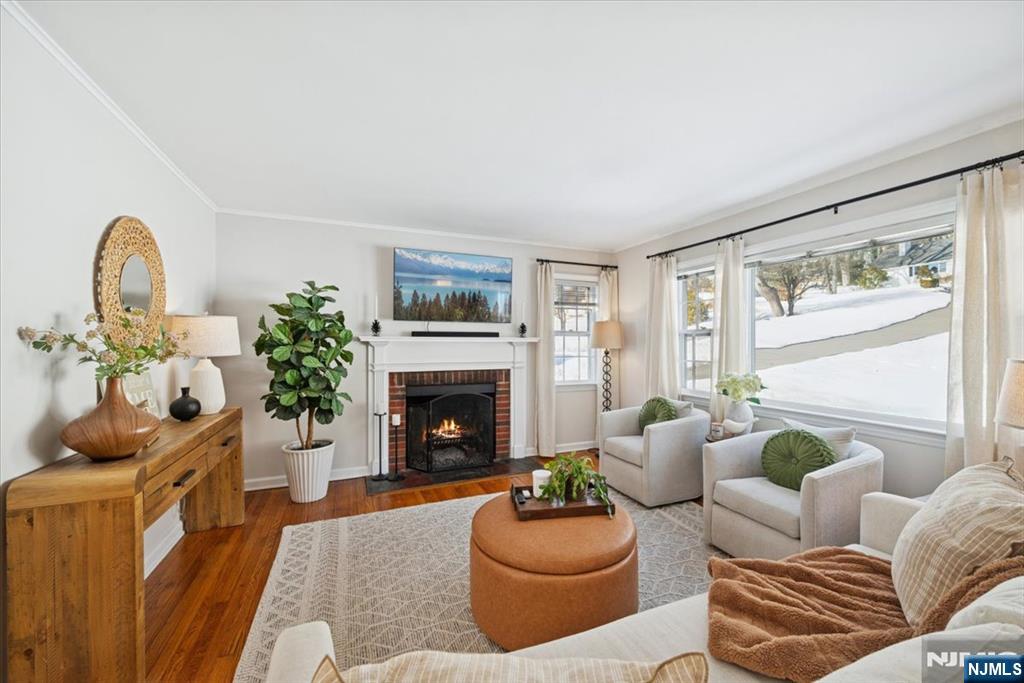 24 Raynor Road Morris Township, NJ 07960 - Photo 5 of 33