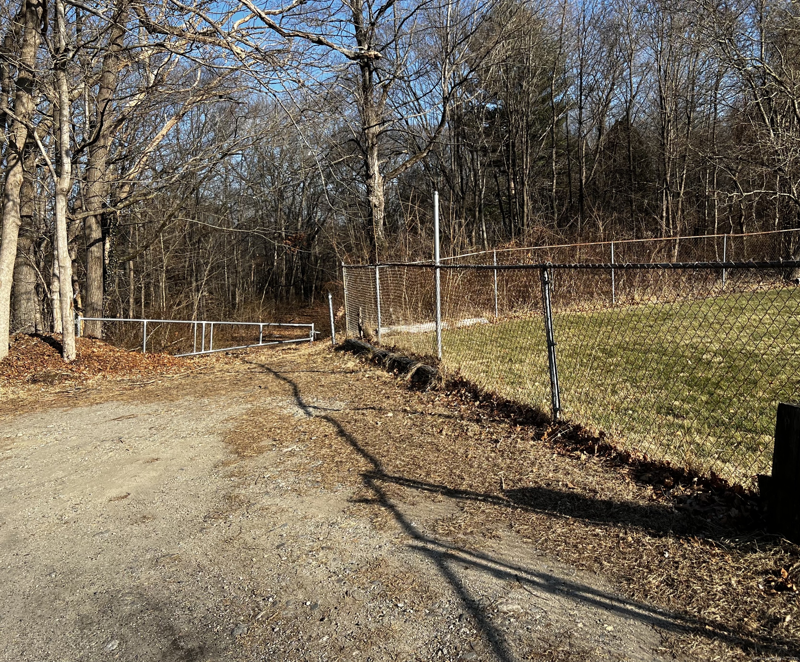 335 Pleasant Street Windham, CT 06226 - Photo 3 of 6