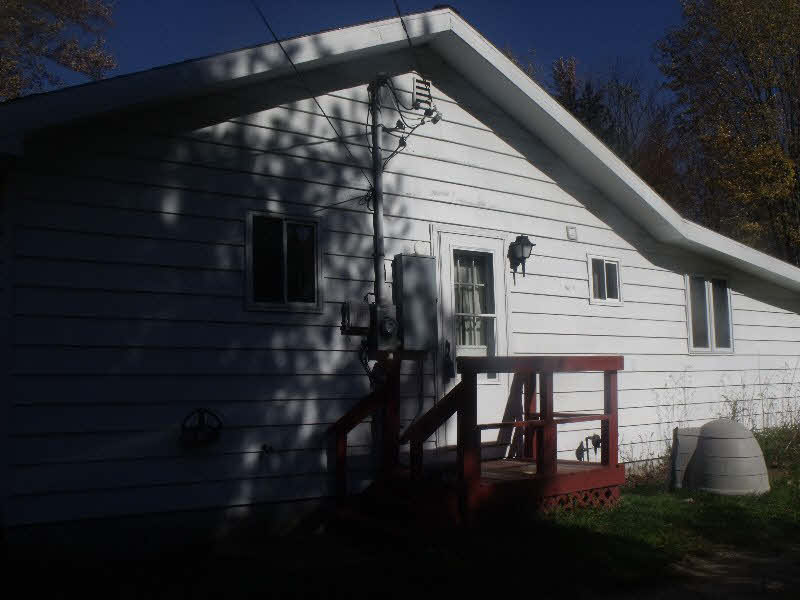 5090 North Waldo Road Midland, MI 48642 - Photo 6 of 24 Gallery Image 6