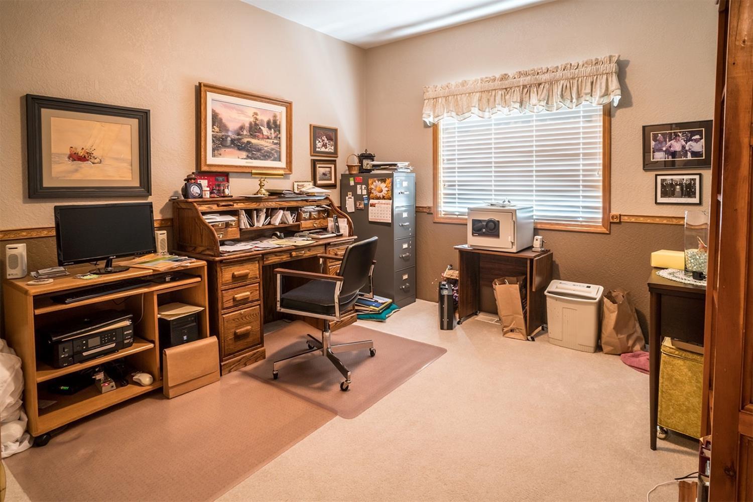 153 Keystone Way Eagle Point, OR 97524 - Photo 14 of 28 Additional Photo