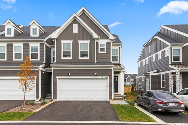 $4,250 | 2220 Weatherbee Lane, Naperville, IL 60563
