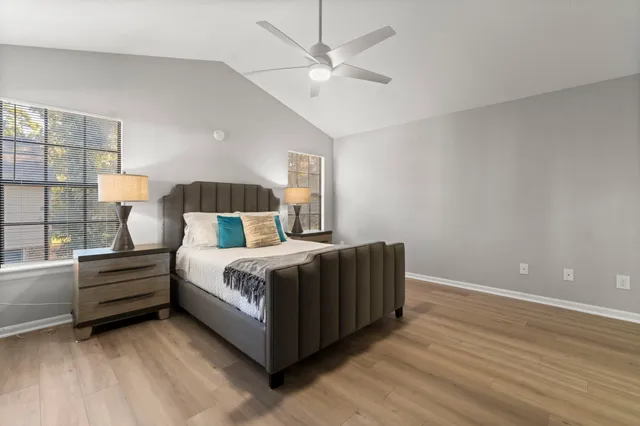 $490,000 | 105 Eagle Rock Circle, The Woodlands, TX 77381