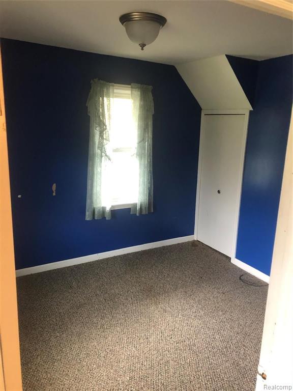 12499 Sweitzer Road Carleton, MI 48117 - Photo 6 of 23