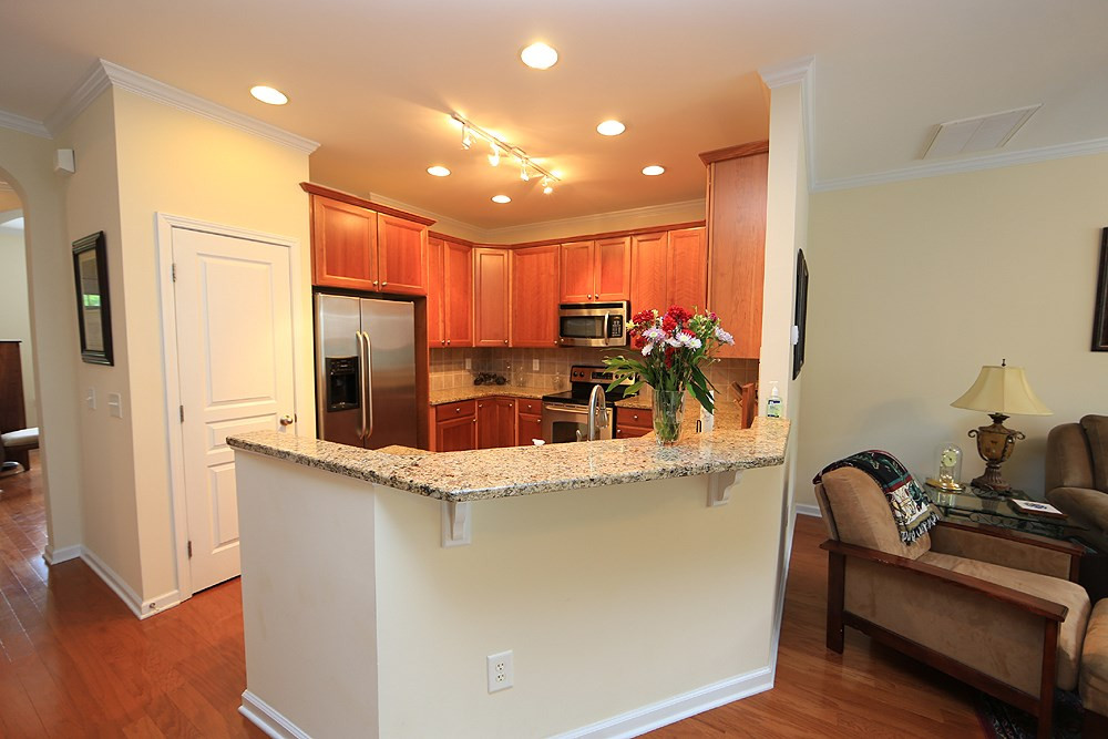 4711 Kings Garden Road Raleigh, NC 27612 - Photo 4 of 21 Kitchen