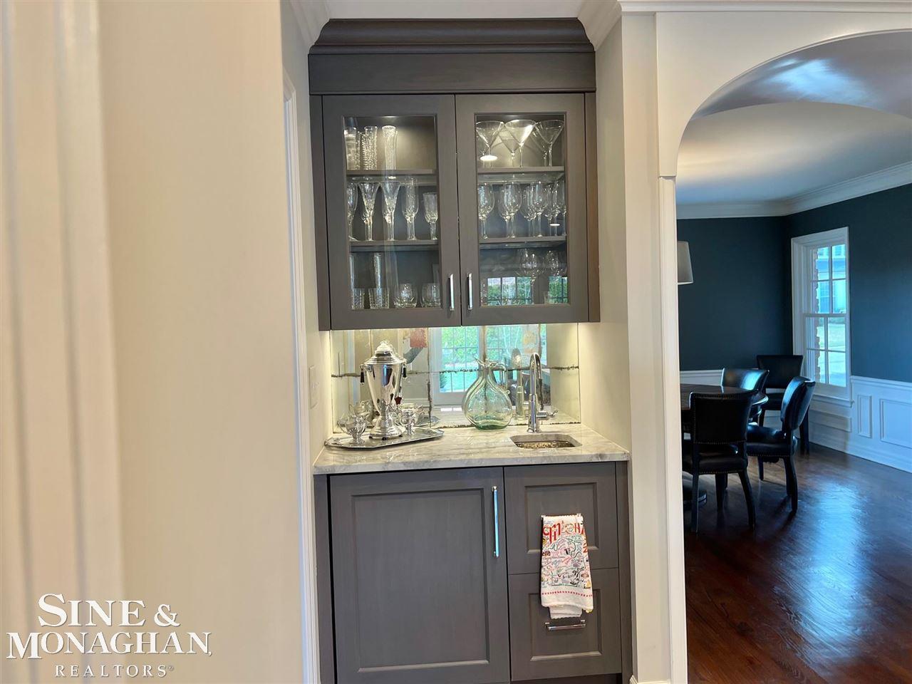 26 Harbor Hill Road Grosse Pointe Farms, MI 48236 - Photo 11 of 42