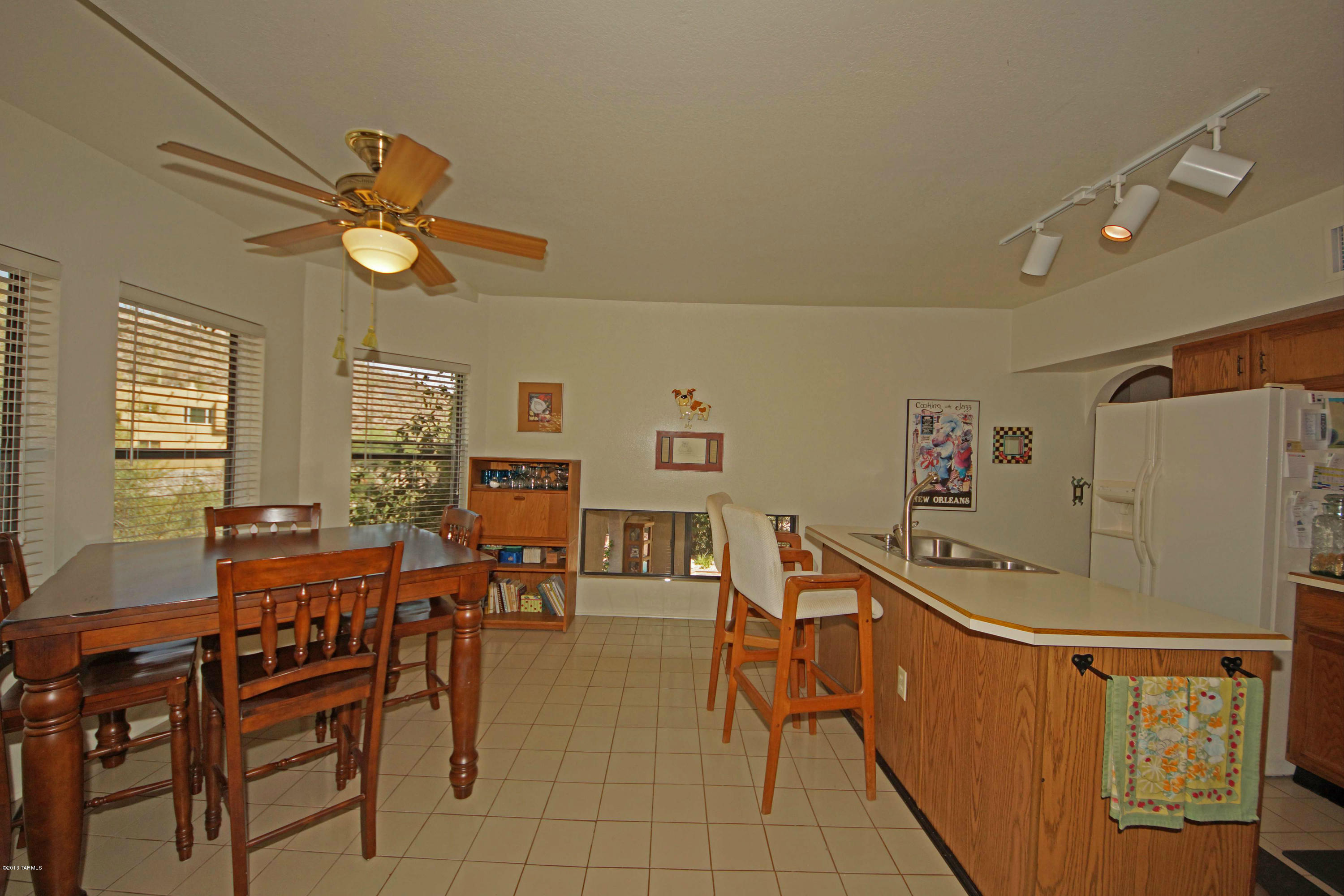 841 North Vía Roma Tucson, AZ 85745 - Photo 10 of 34 Gallery Image 10