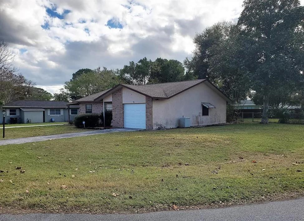 463 Spring Lane Ocala, FL 34472 - Photo 2 of 3 Gallery Image 2