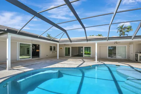 $1,799,000 | 11976 North Lake Drive, Boynton Beach, FL 33436