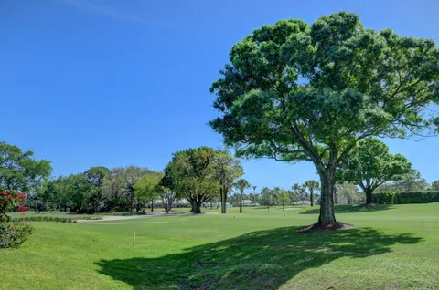 $1,799,000 | 11976 North Lake Drive, Boynton Beach, FL 33436
