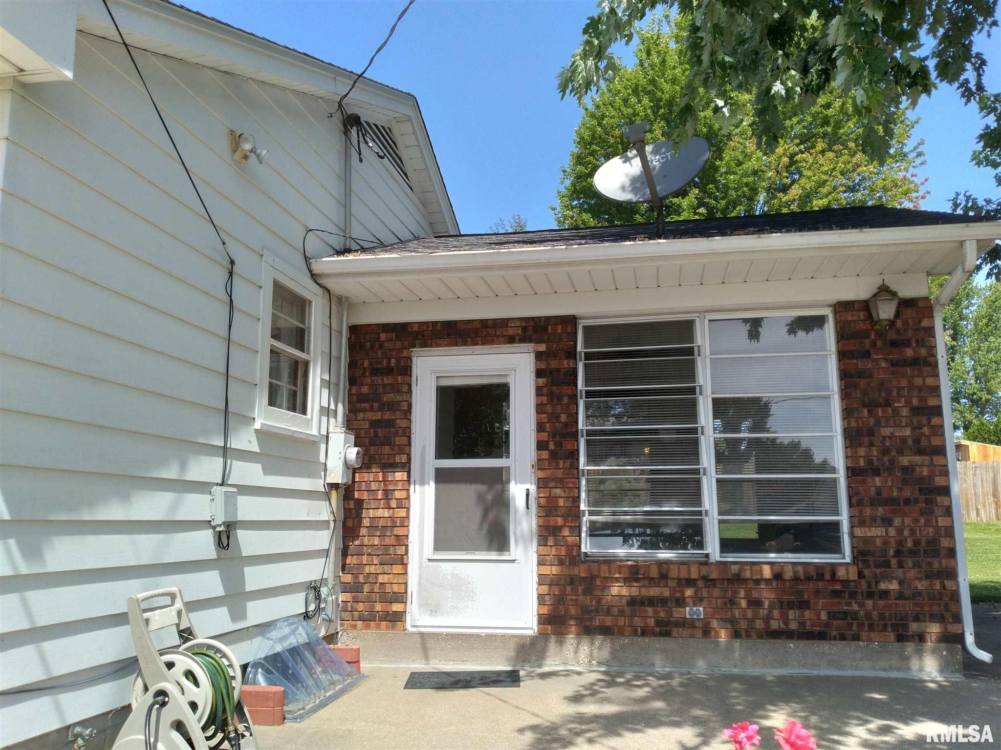 259 Ruth Place Clinton, IA 52732 - Photo 7 of 25 Gallery Image 7