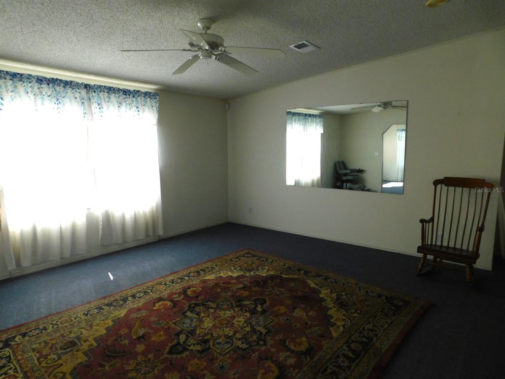 1001 Starkey Road, Unit 639 Largo, FL 33771 - Photo 18 of 29