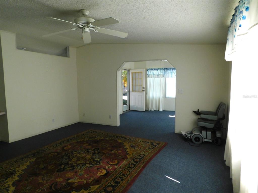 1001 Starkey Road, Unit 639 Largo, FL 33771 - Photo 19 of 29