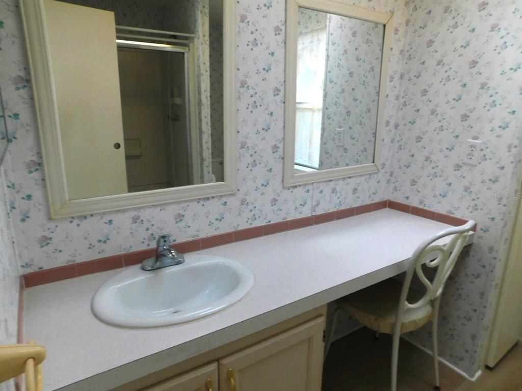 1001 Starkey Road, Unit 639 Largo, FL 33771 - Photo 22 of 29