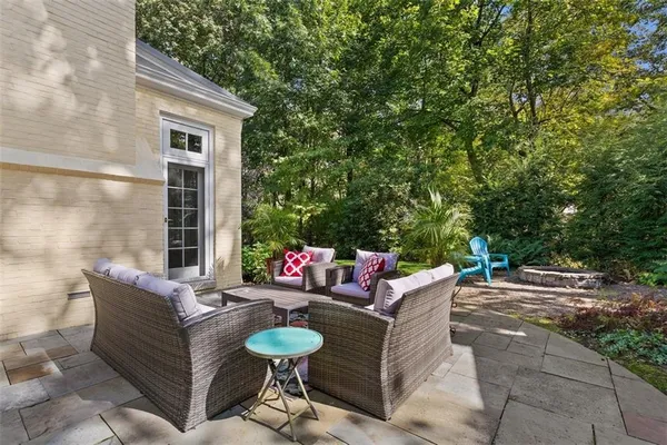 a view of a back yard of the house