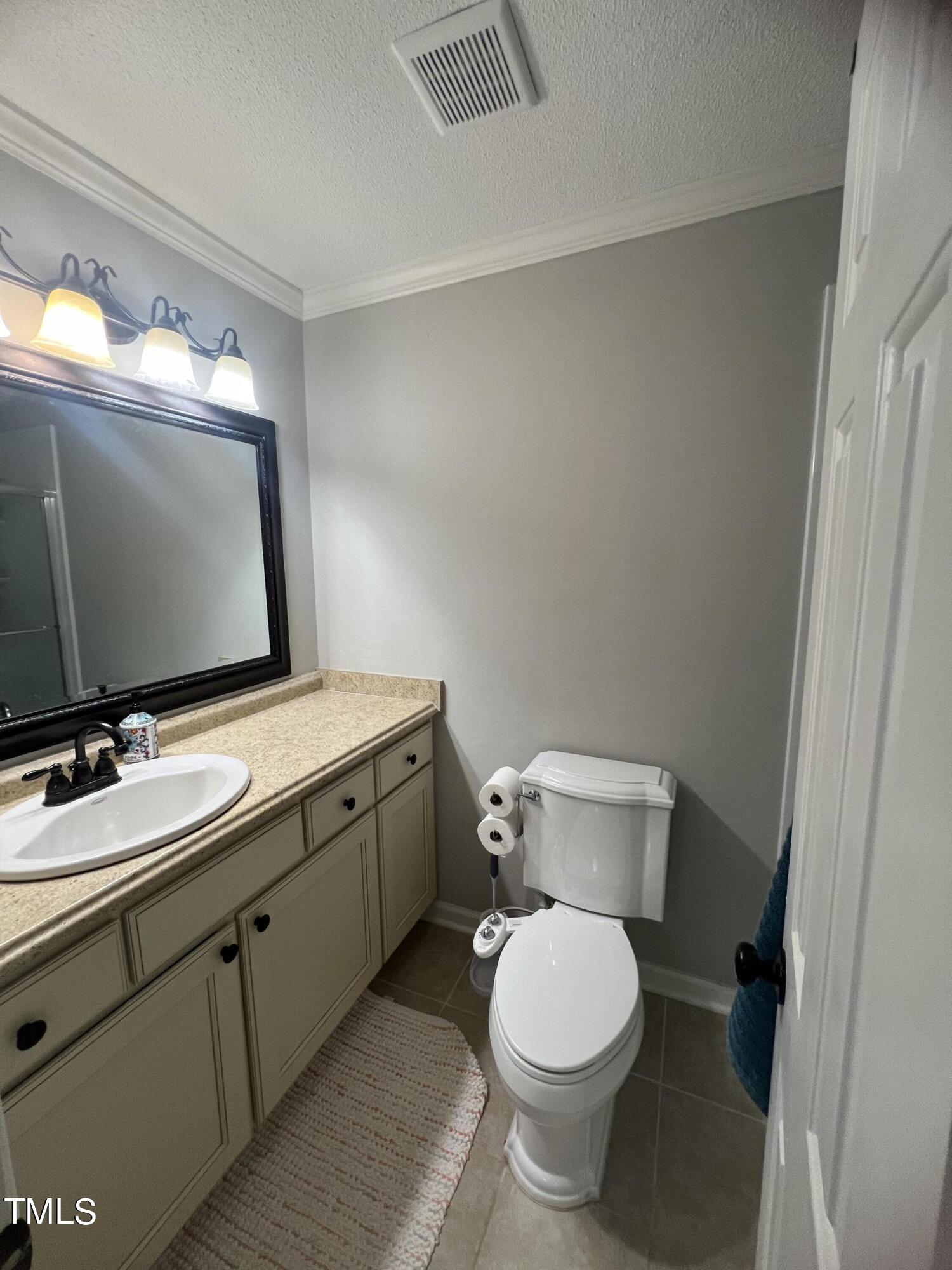 419 Oak Run Drive Raleigh, NC 27606 - Photo 10 of 13 Primary Bath
