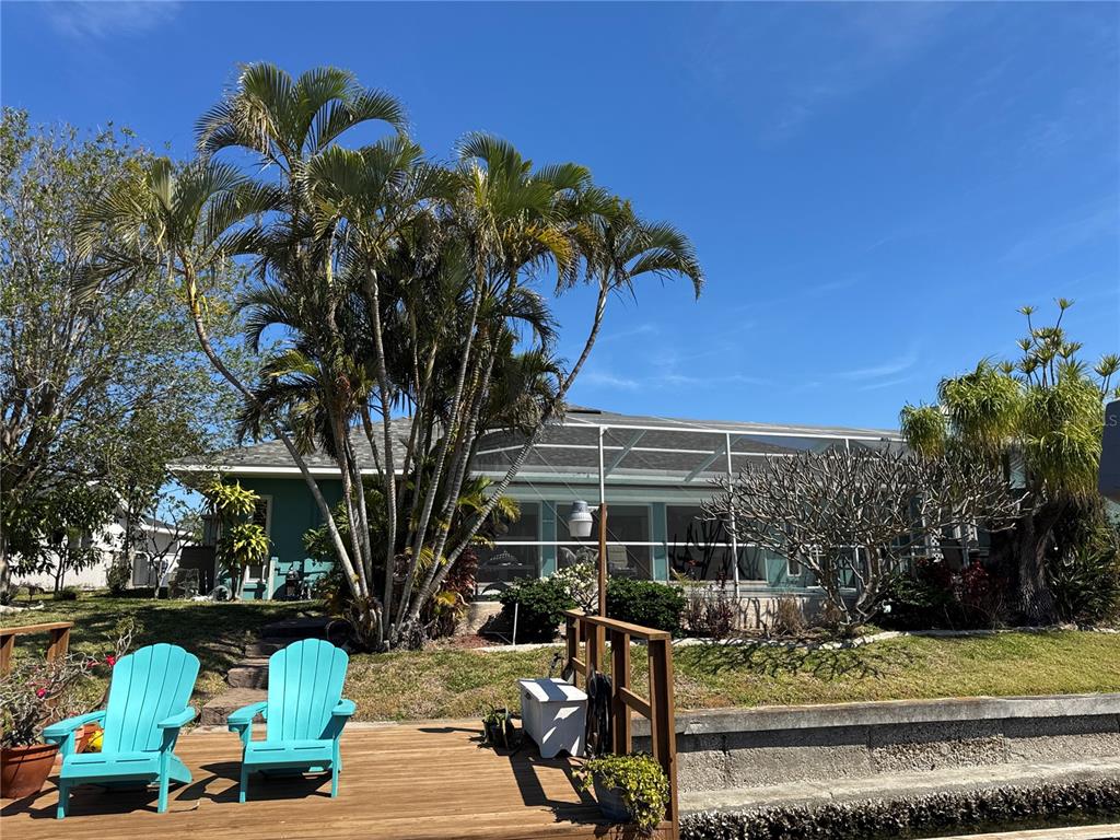 6319 Cocoa Lane Apollo Beach, FL 33572 - Photo 23 of 37 a view of fountain with flower garden