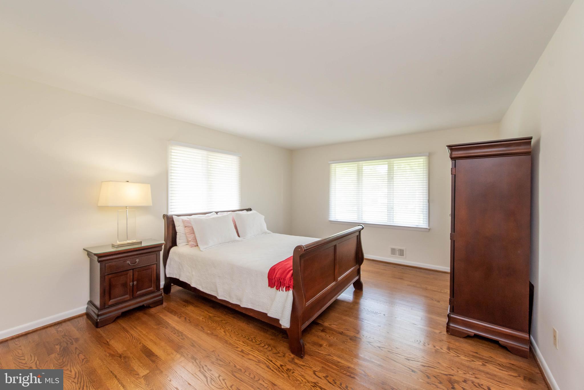 9122 Dunloggin Road Ellicott City, MD 21042 - Photo 15 of 41 Master Bedroom