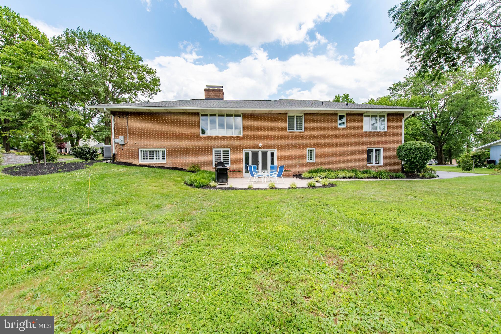 9122 Dunloggin Road Ellicott City, MD 21042 - Photo 40 of 41 Exterior and Yard