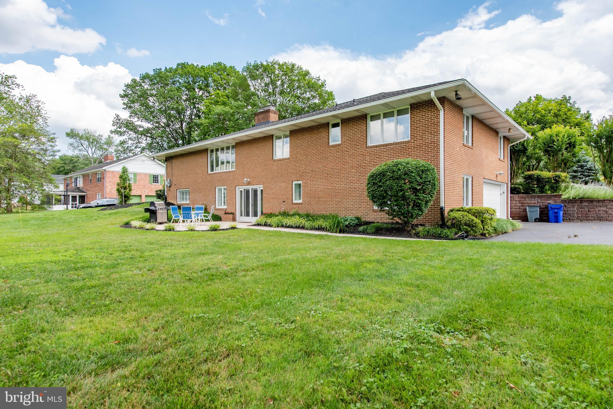 9122 Dunloggin Road Ellicott City, MD 21042 - Photo 41 of 41 Exterior and Yard