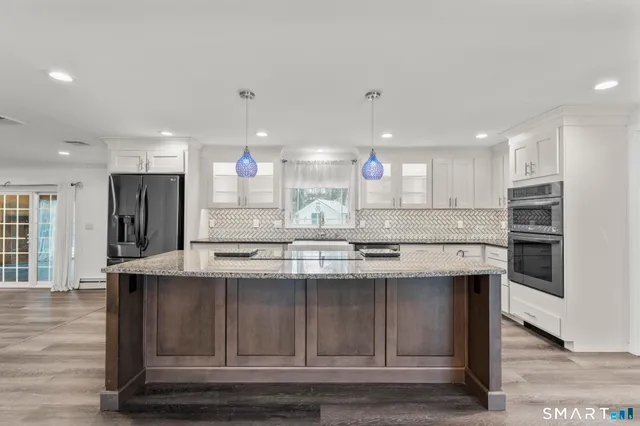 $549,900 | 125 Birchwood Drive, Torrington, CT 06790