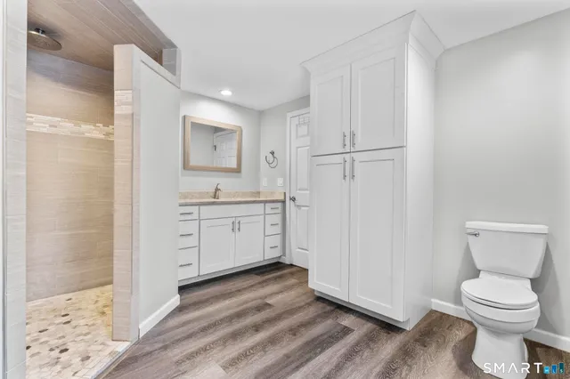 $549,900 | 125 Birchwood Drive, Torrington, CT 06790