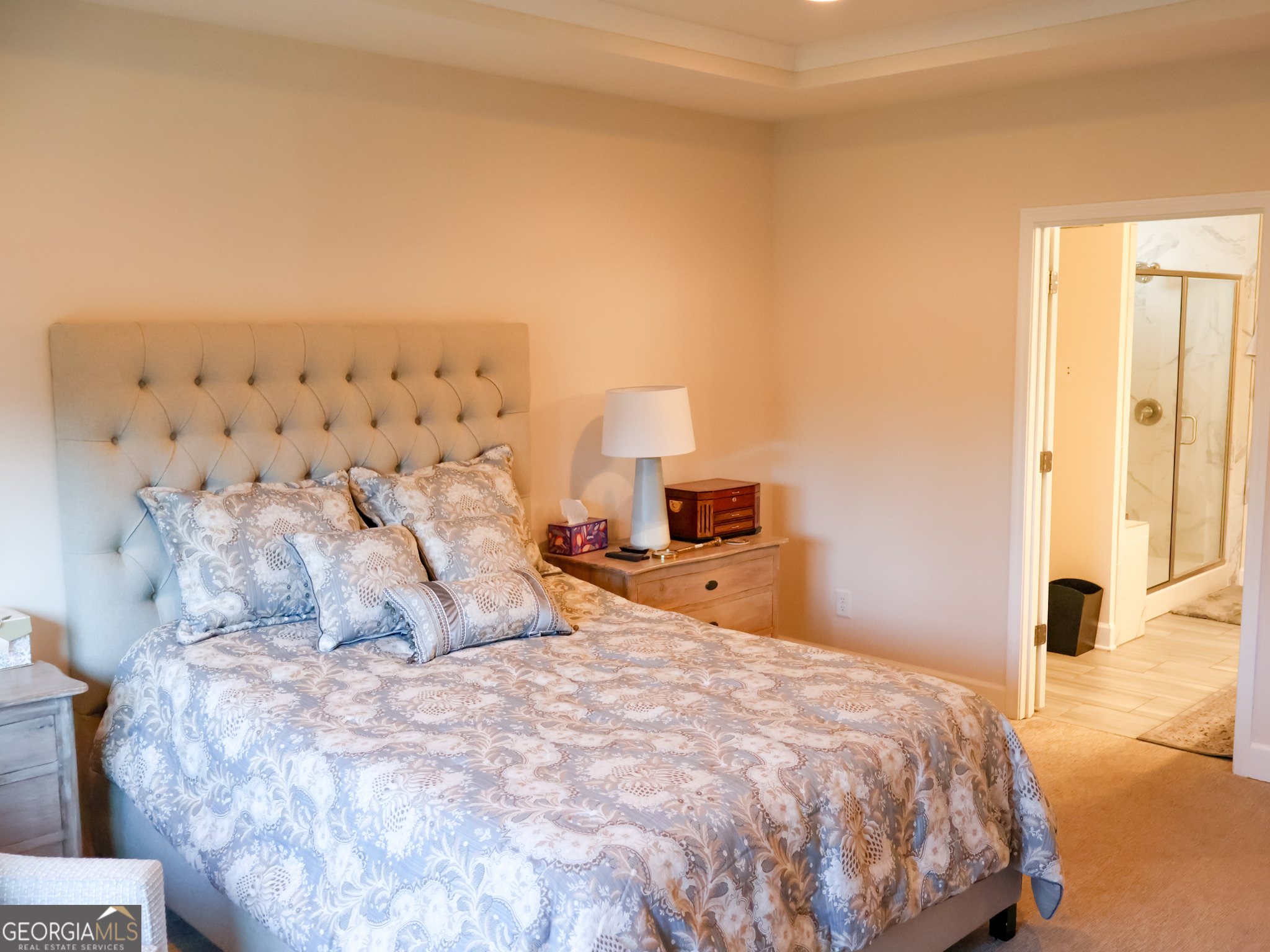 218 Florence Road Peachtree City, GA 30269 - Photo 24 of 47 a bedroom with a bed and a lamp with window